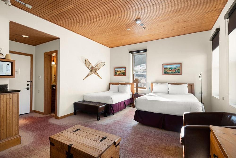 Independence Square Unit 313, Downtown Hotel Room In Aspen With Rooftop Hot Tub Bagian luar foto